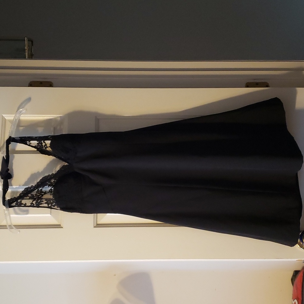 EUC WHBM Black Evening Dress 👗 Size 2